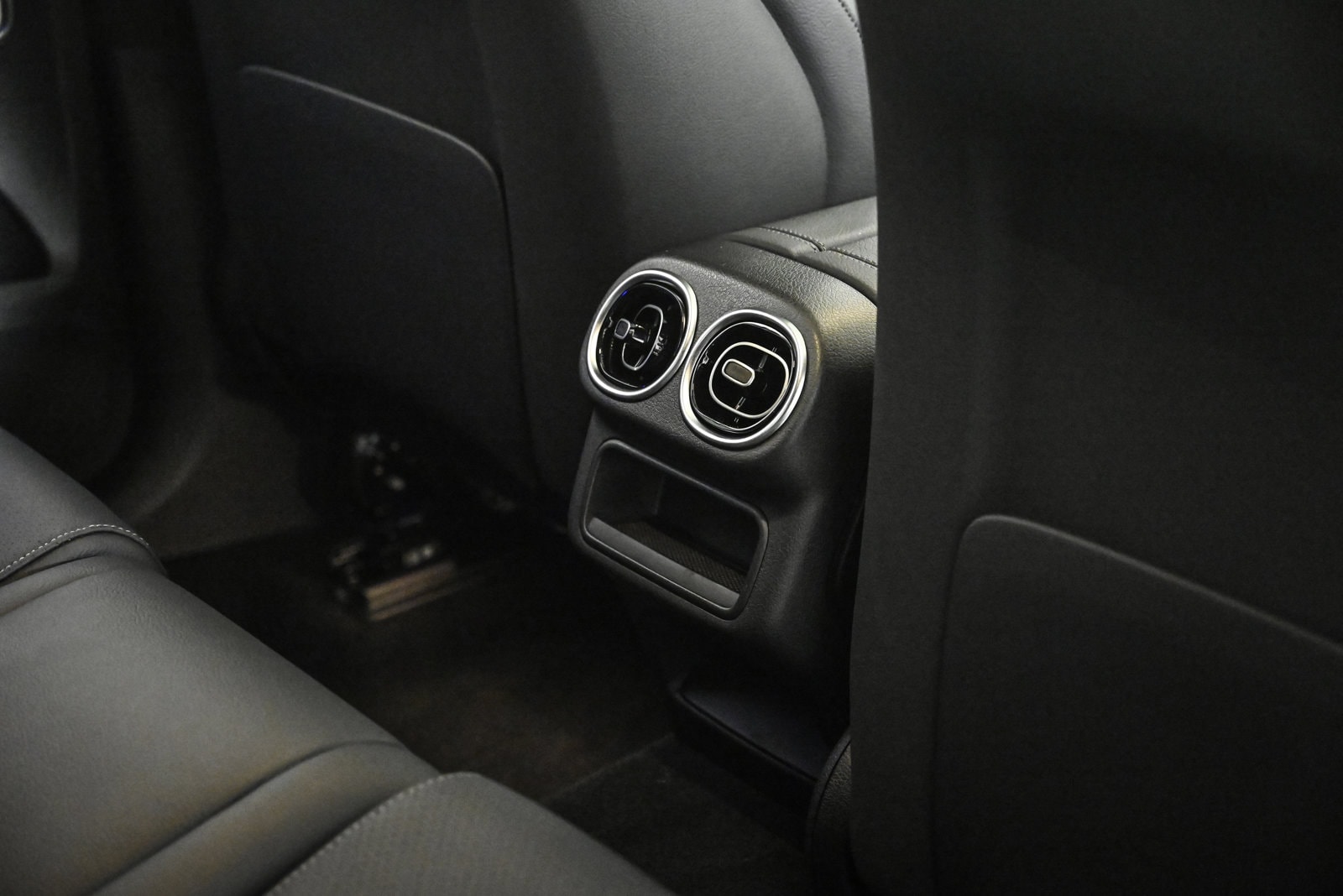 2025 MERCEDES-BENZ GLC-CLASS - Image 19