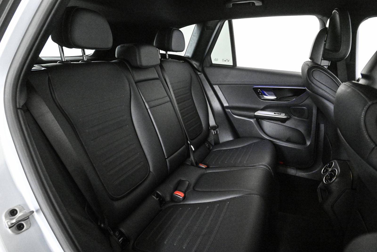 2025 MERCEDES-BENZ GLC-CLASS - Image 21