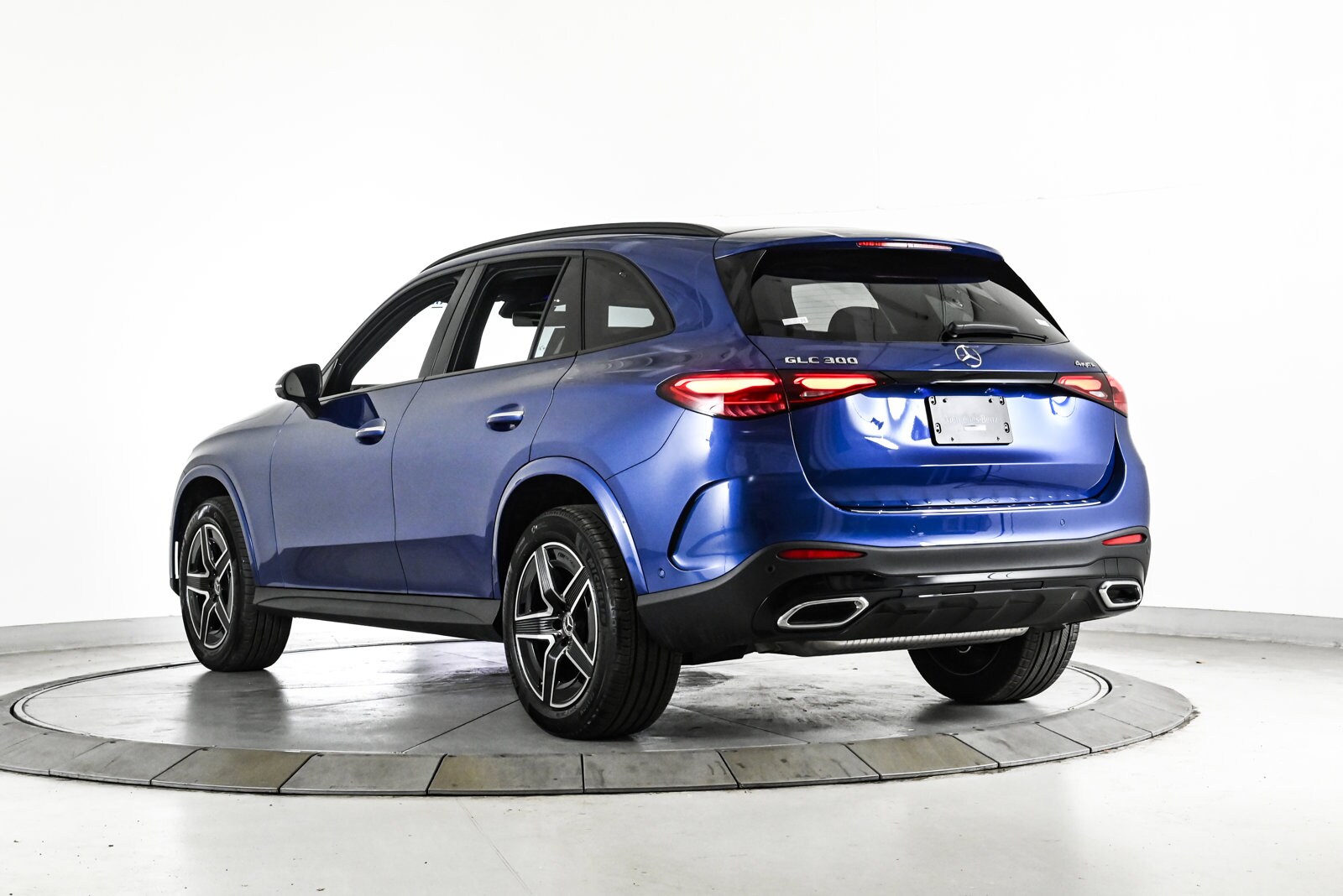 2026 MERCEDES-BENZ GLC-CLASS - Image 8