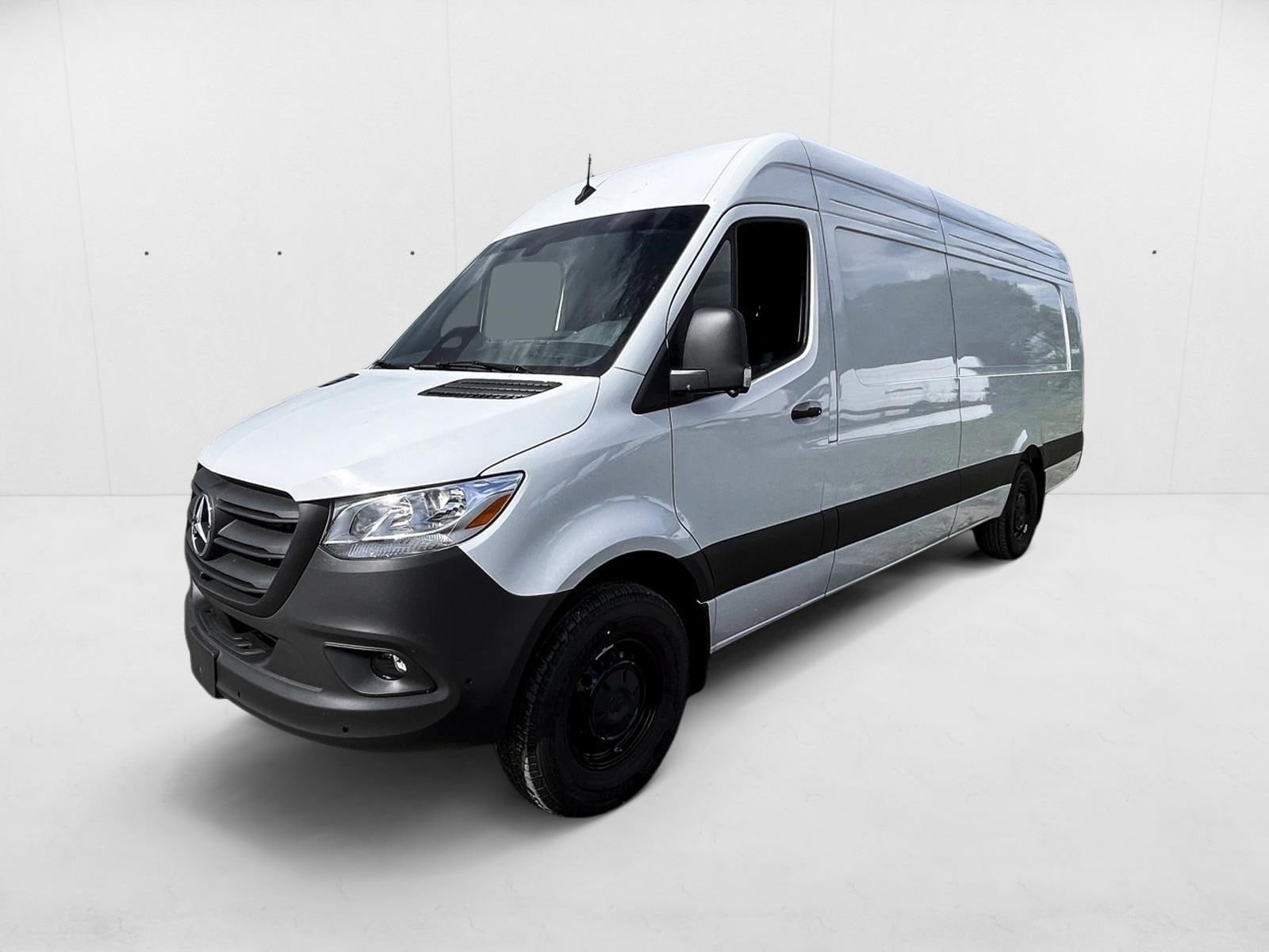 2025 Mercedes-Benz Sprinter Cargo Van Base's photo