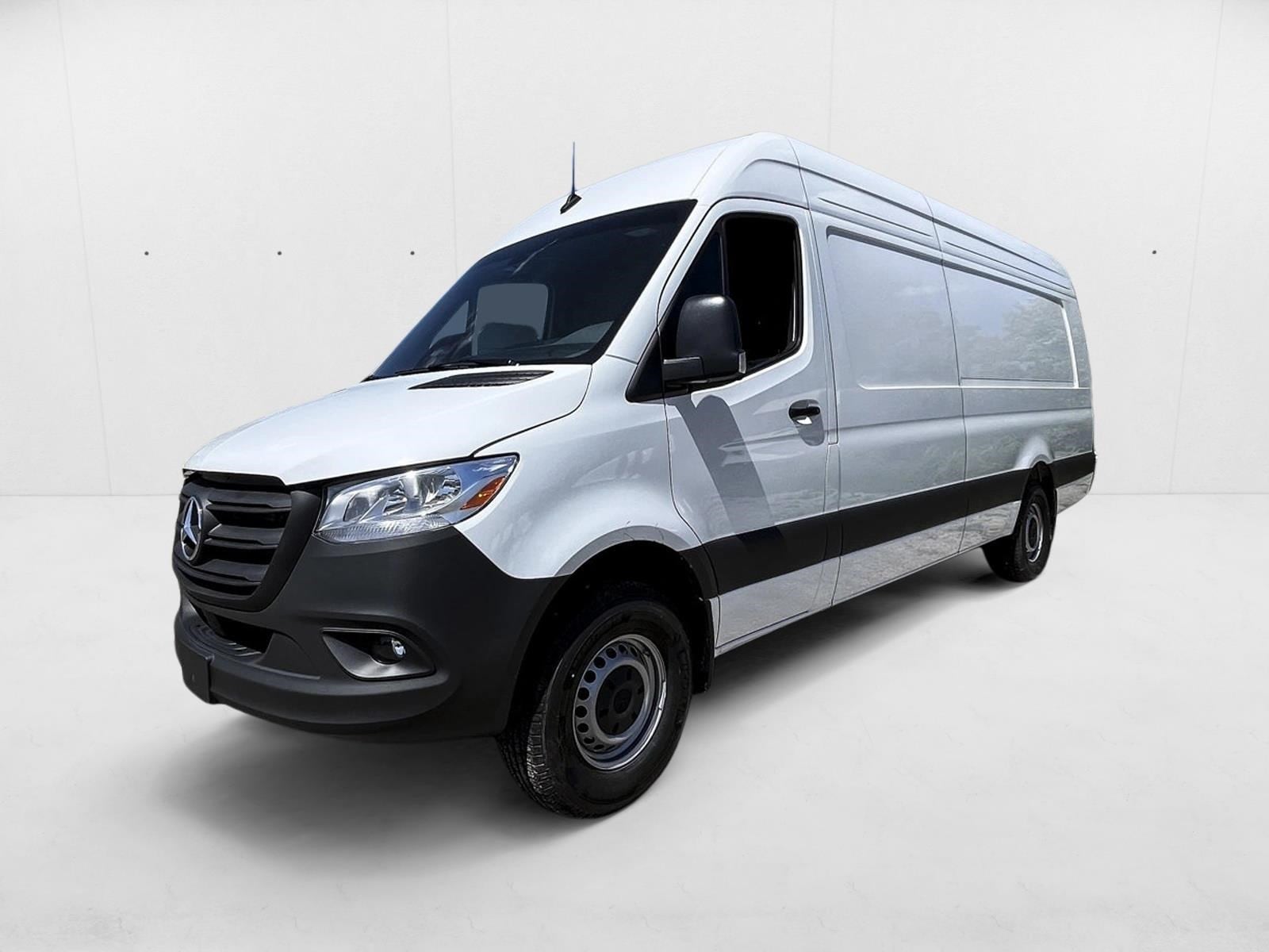 2025 Mercedes-Benz Sprinter Cargo Van Base's photo