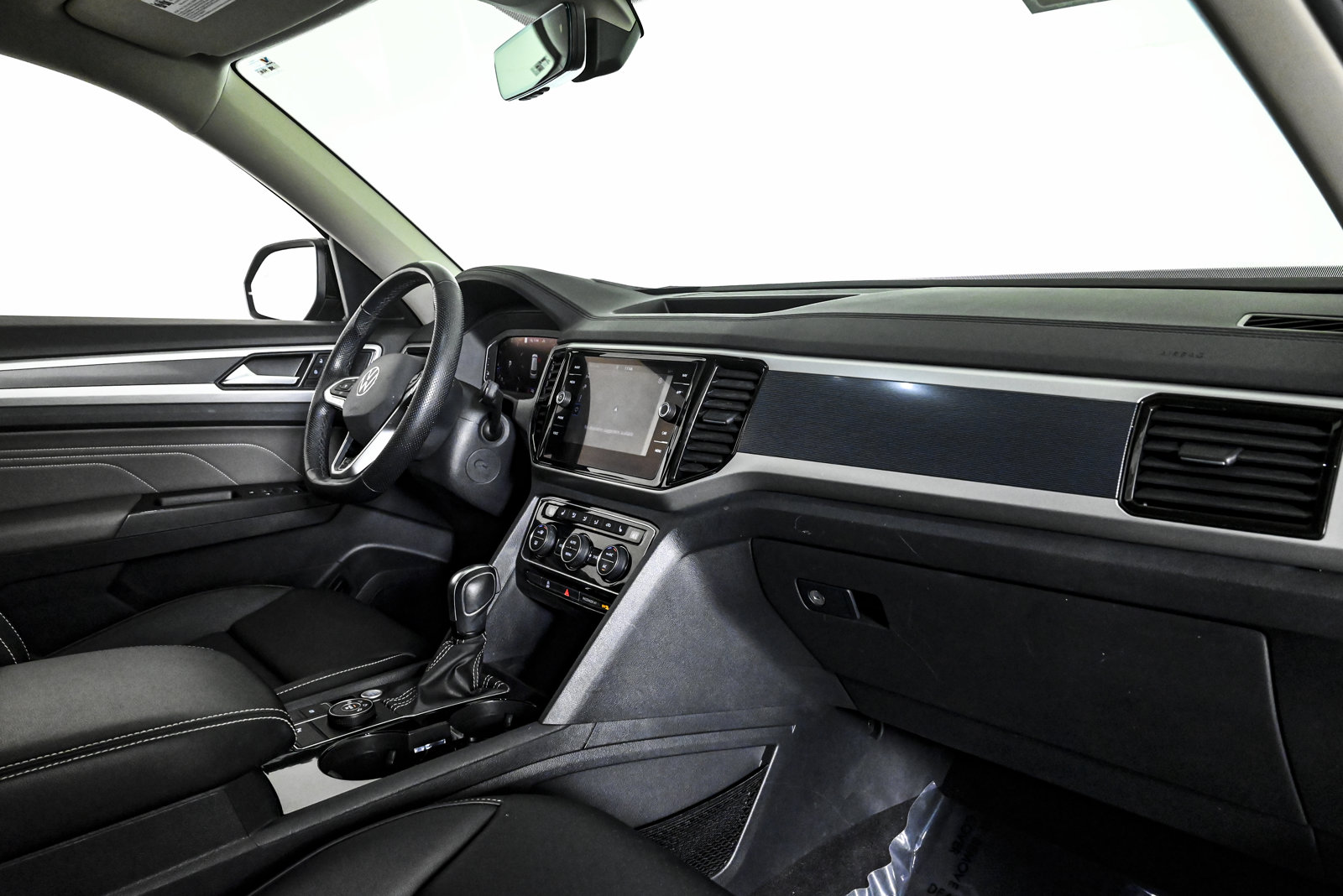 2022 VOLKSWAGEN ATLAS - Image 24