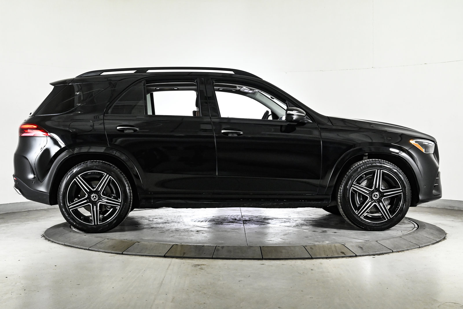 2026 MERCEDES-BENZ GLE-CLASS - Image 4