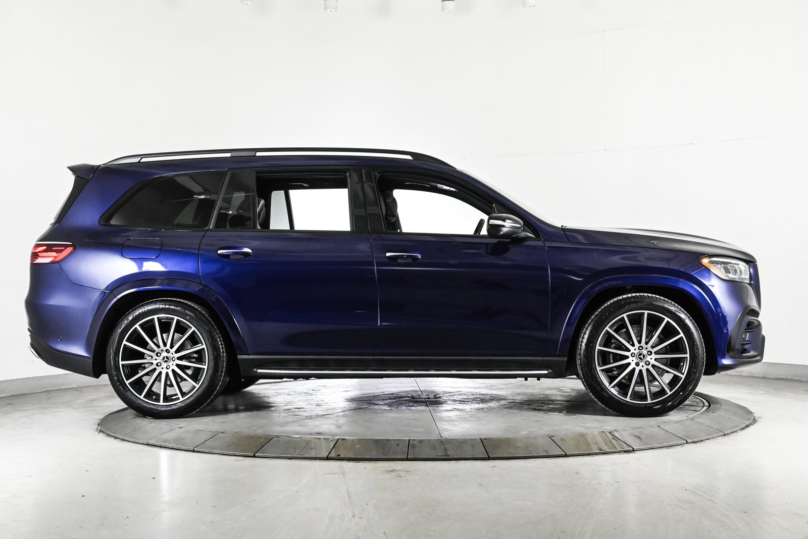 2026 MERCEDES-BENZ GLS-CLASS - Image 4