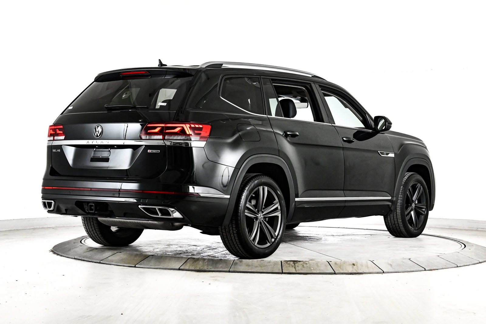 2022 VOLKSWAGEN ATLAS - Image 5