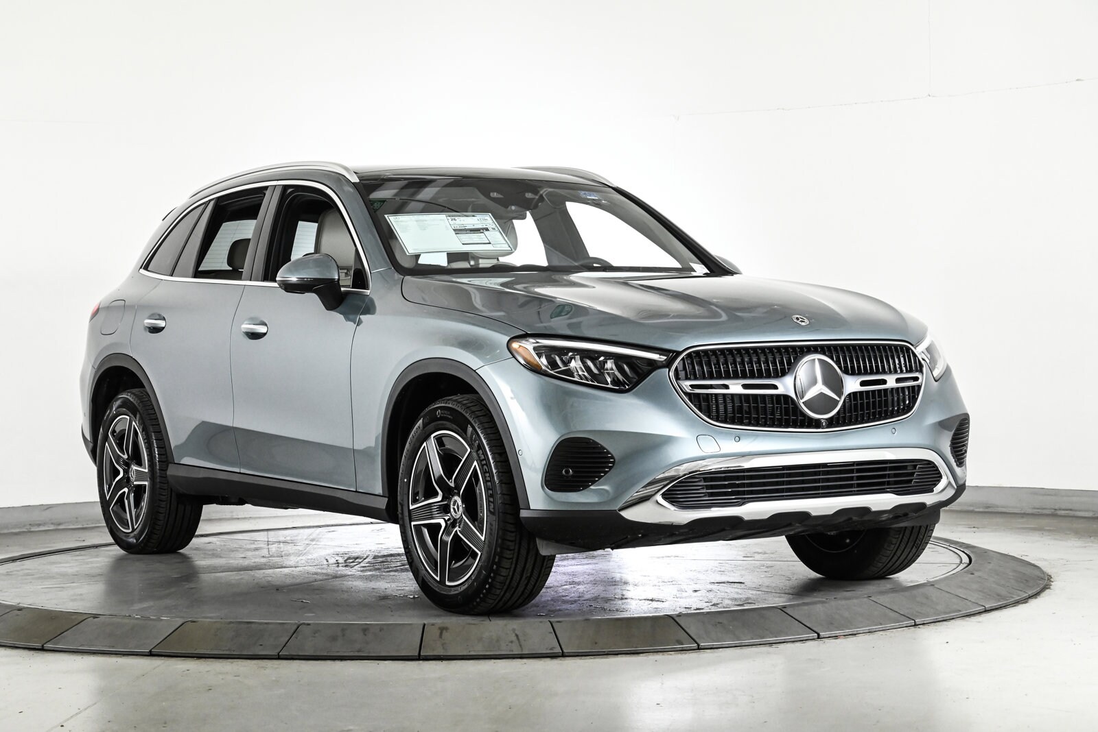 2026 MERCEDES-BENZ GLC-CLASS - Image 3