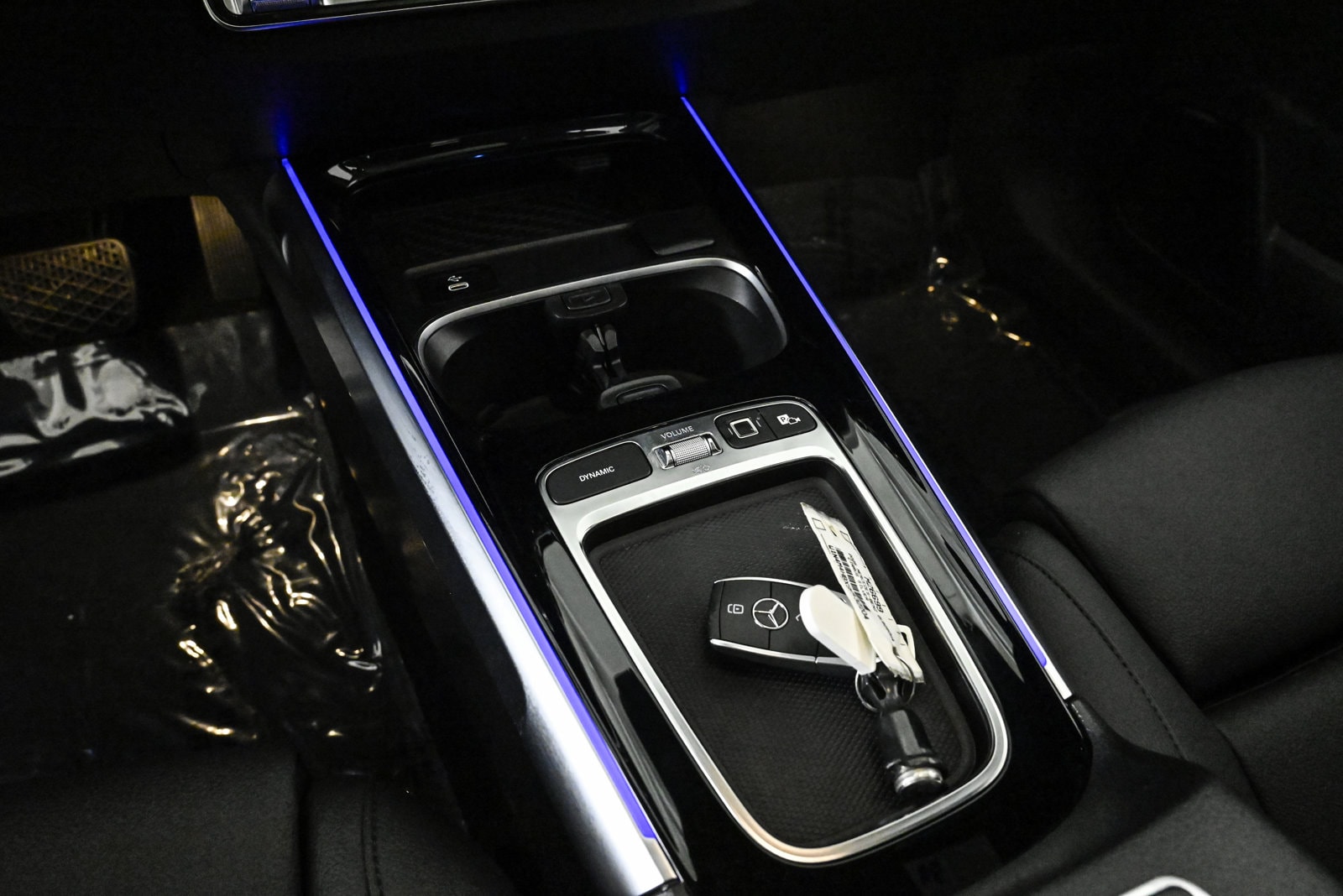 2025 MERCEDES-BENZ GLB-CLASS - Image 13