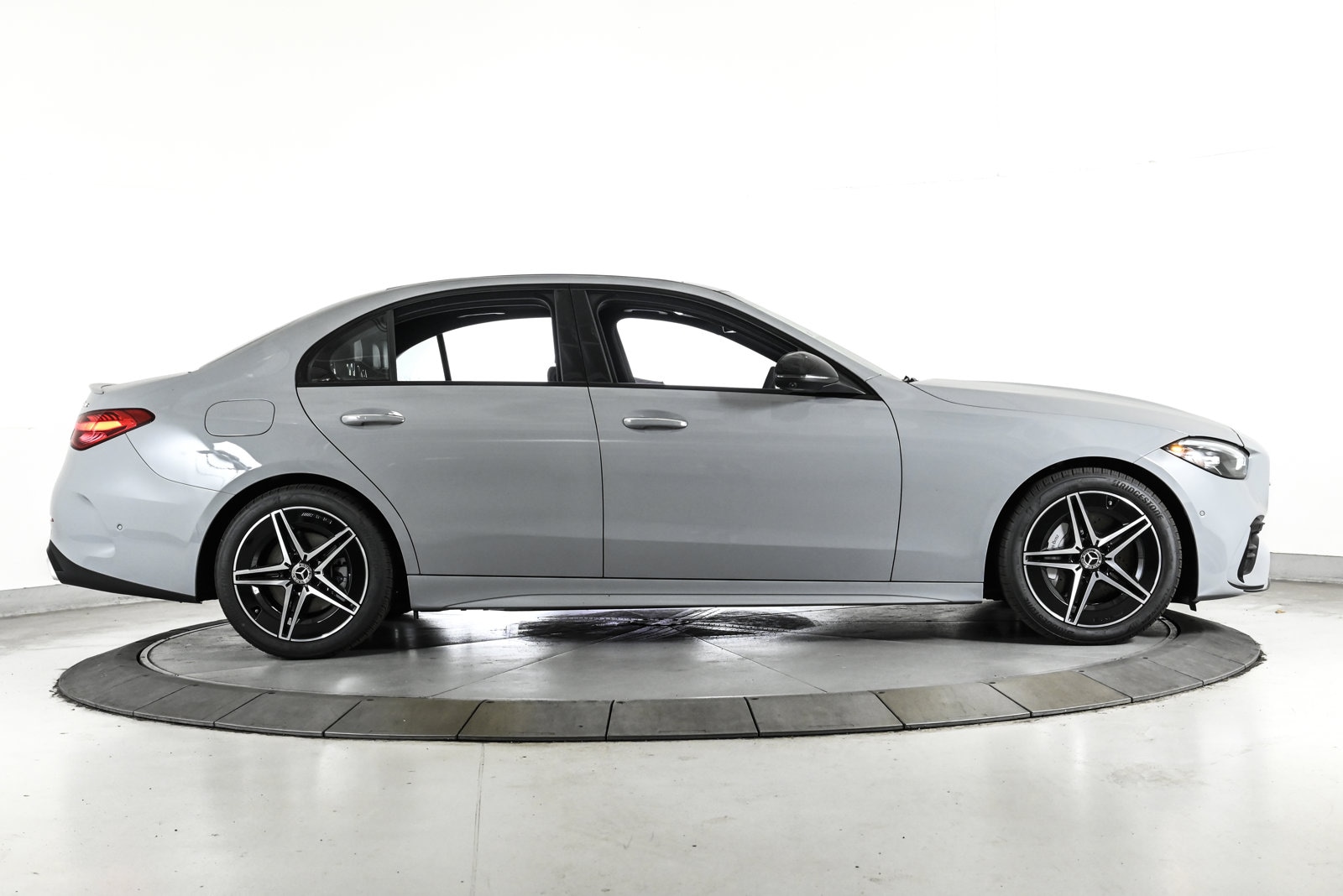 2025 MERCEDES-BENZ C-CLASS - Image 4