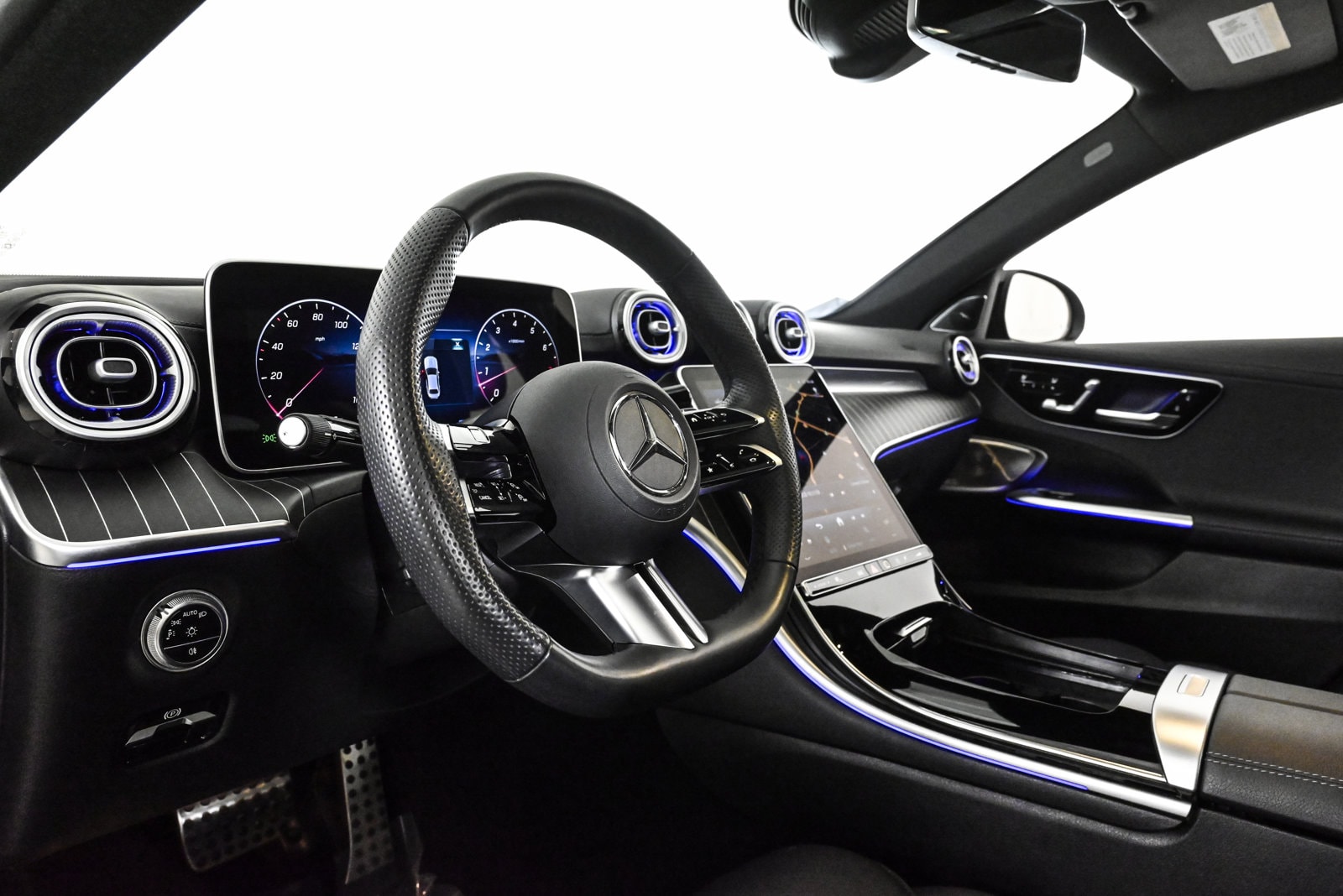 2025 MERCEDES-BENZ C-CLASS - Image 10