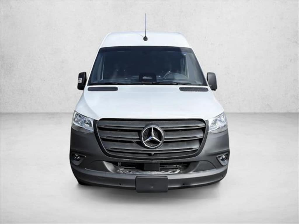 New 2025 Mercedes-Benz Sprinter Cargo Van 2500 Standard Roof I4 Diesel 144" RWD Van Cargo Van