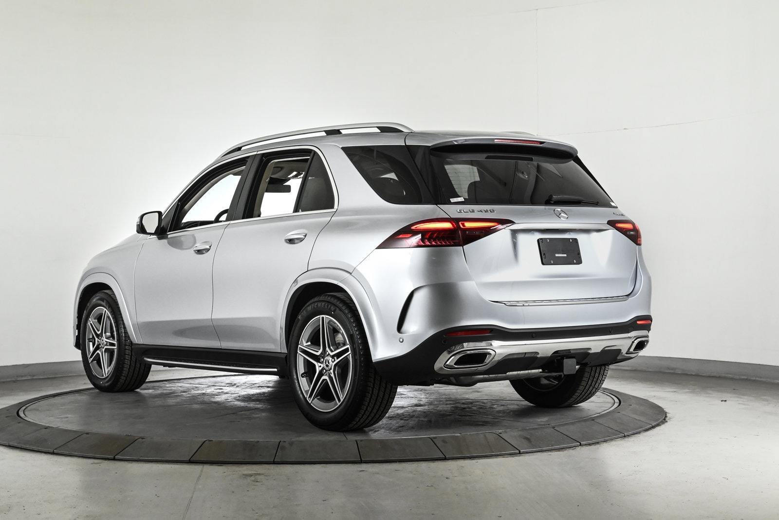 2026 MERCEDES-BENZ GLE-CLASS - Image 8