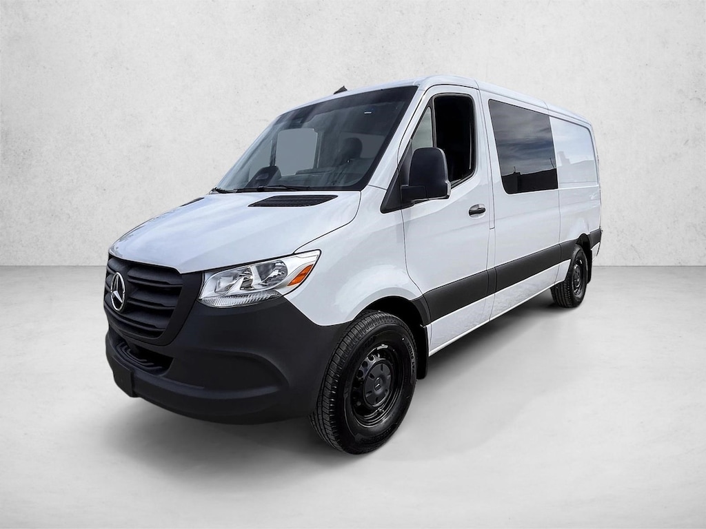 New 2026 Mercedes-Benz Sprinter Crew Van 2500 Standard Roof I4 Diesel 144" RWD Van Crew Van