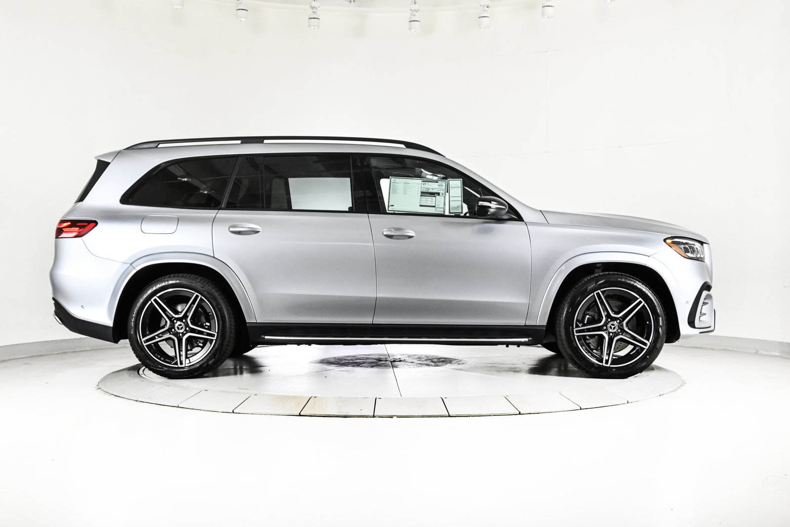 2026 MERCEDES-BENZ GLS-CLASS - Image 4