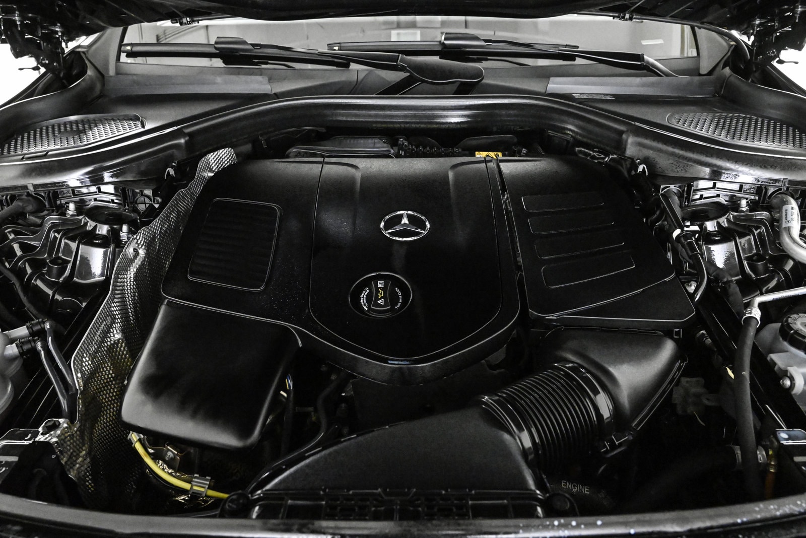 2025 MERCEDES-BENZ GLC-CLASS - Image 25