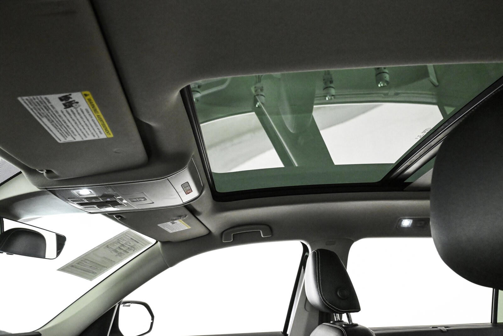 2022 VOLKSWAGEN ATLAS - Image 16