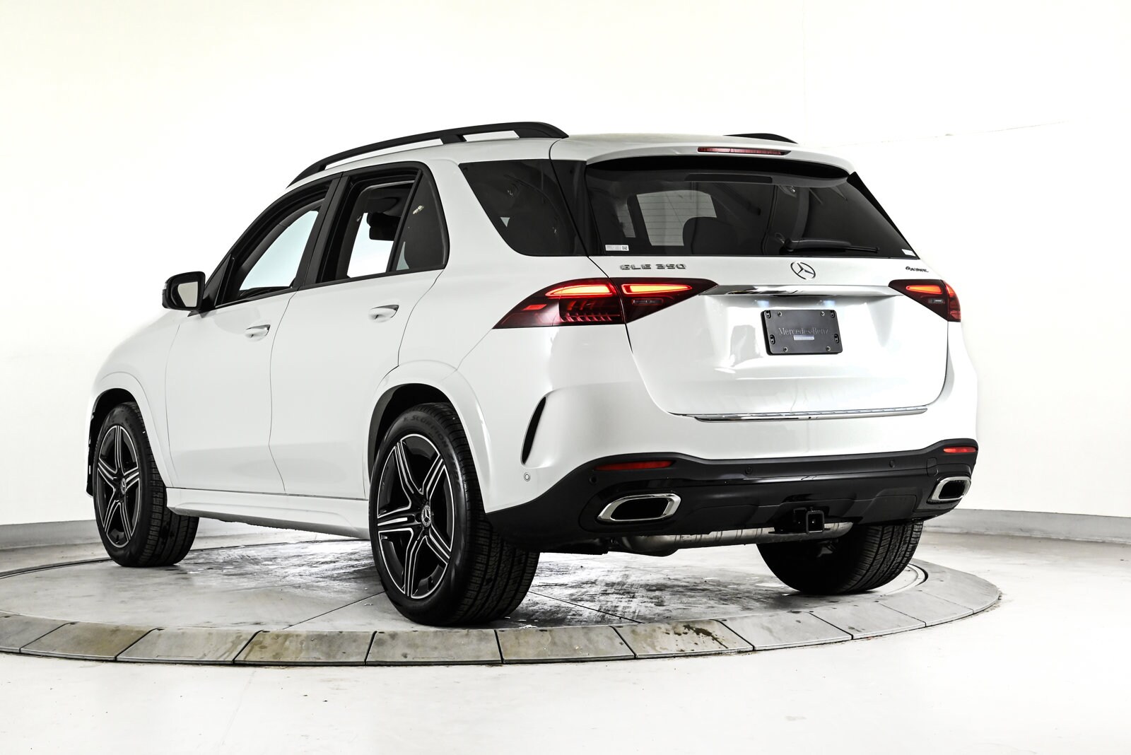 2026 MERCEDES-BENZ GLE-CLASS - Image 8