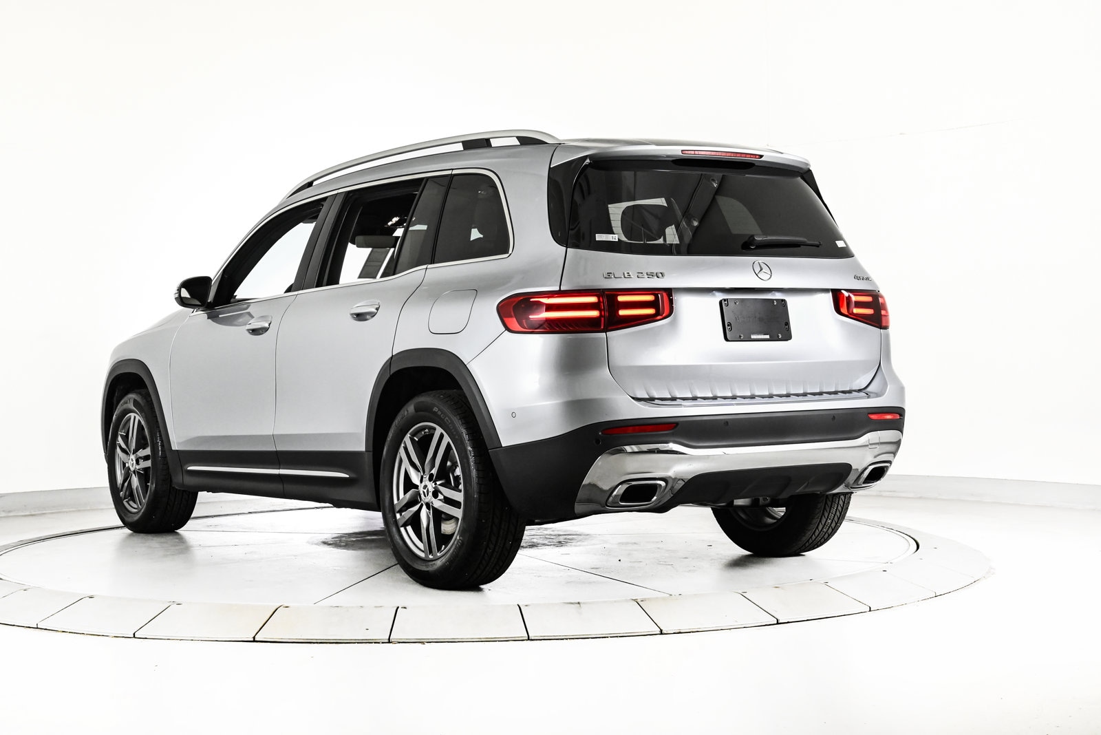 2026 MERCEDES-BENZ GLB-CLASS - Image 8