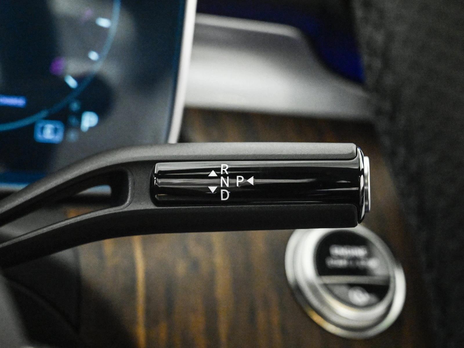 2026 MERCEDES-BENZ C-CLASS - Image 12