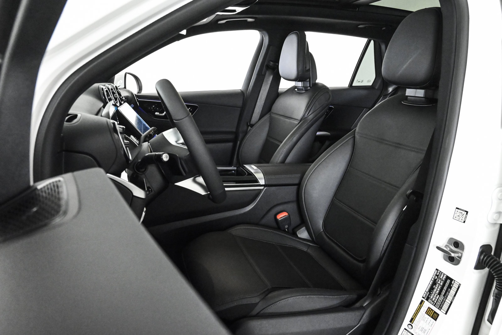 2026 MERCEDES-BENZ GLC-CLASS - Image 18