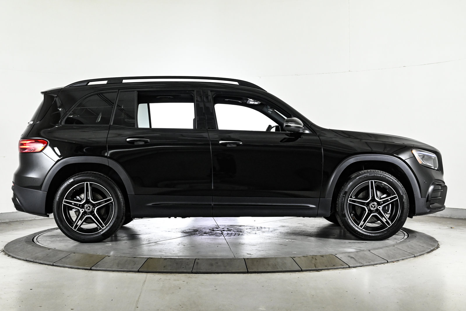 2026 MERCEDES-BENZ GLB-CLASS - Image 4