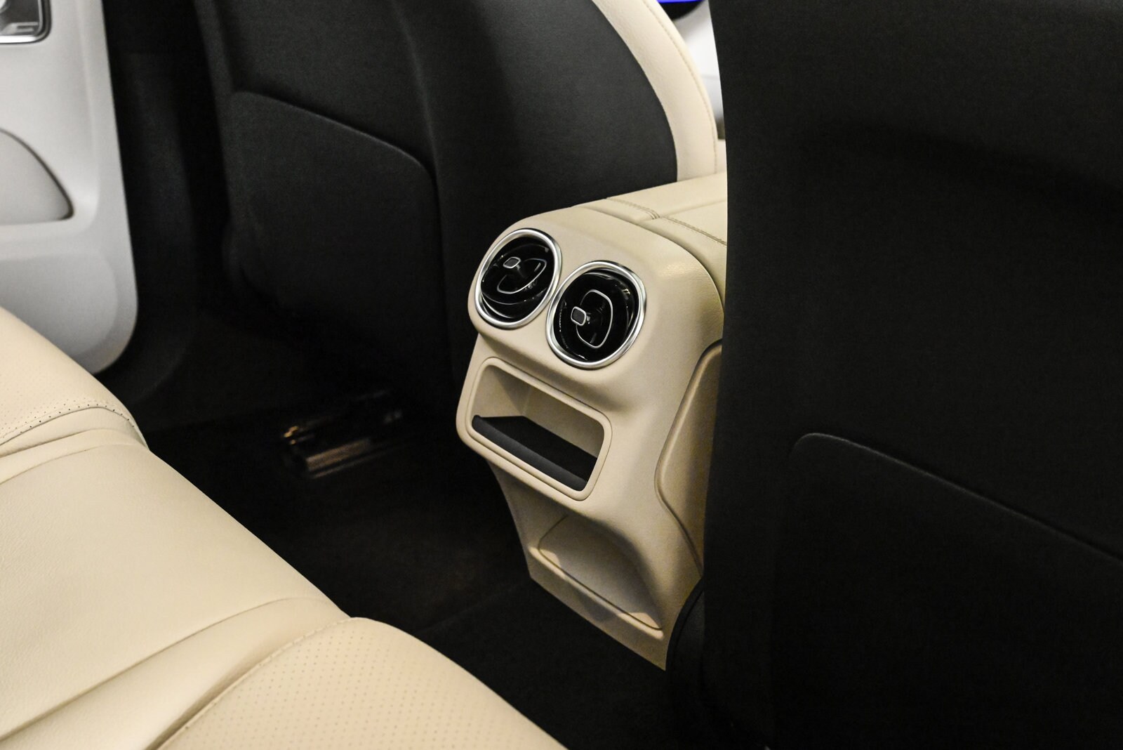 2026 MERCEDES-BENZ GLC-CLASS - Image 18