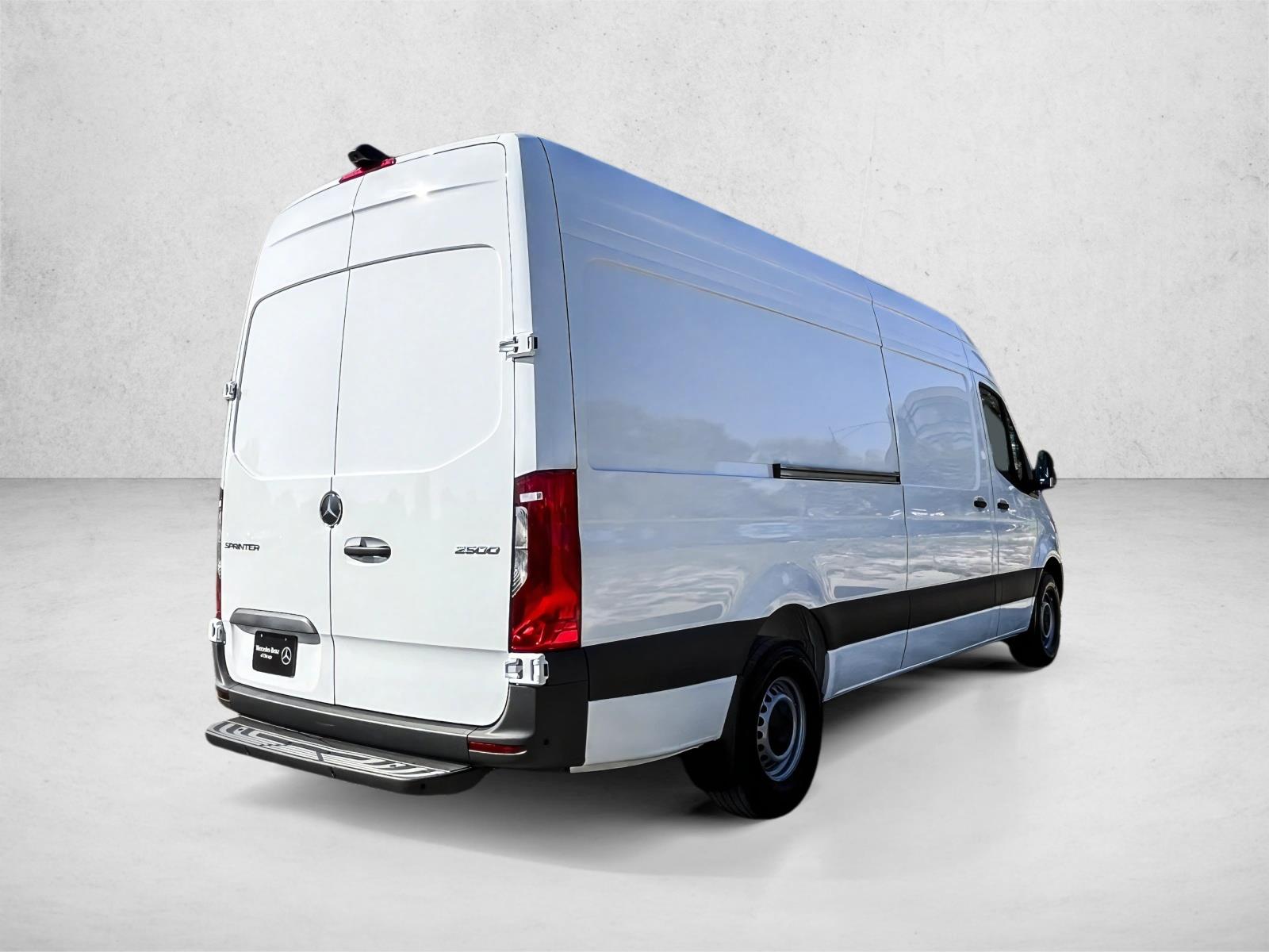 New 2027 Mercedes-Benz Sprinter 2500 2500 High Roof I4 Diesel 170" RWD Van Cargo Van