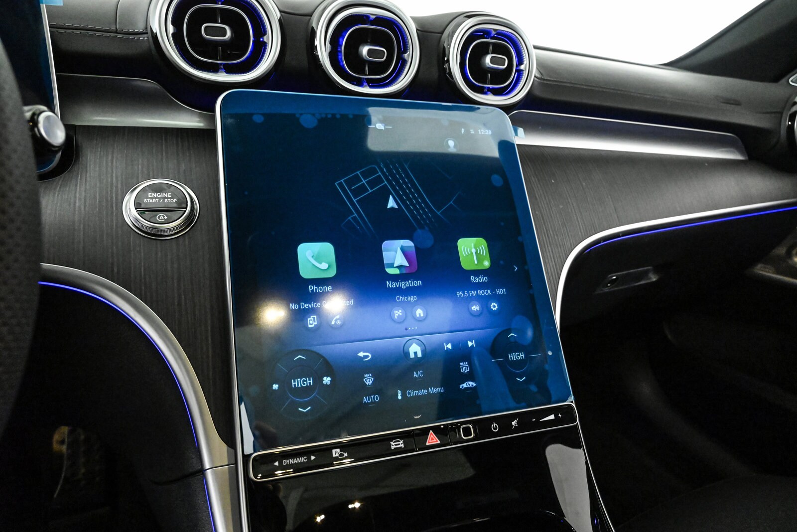 2026 MERCEDES-BENZ C-CLASS - Image 16