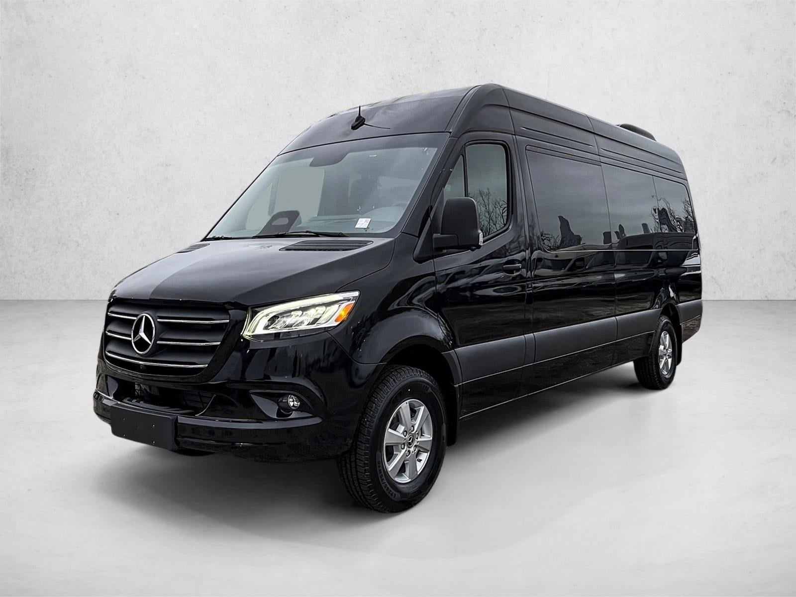 2026 Mercedes-Benz Sprinter Passenger Van Base's photo