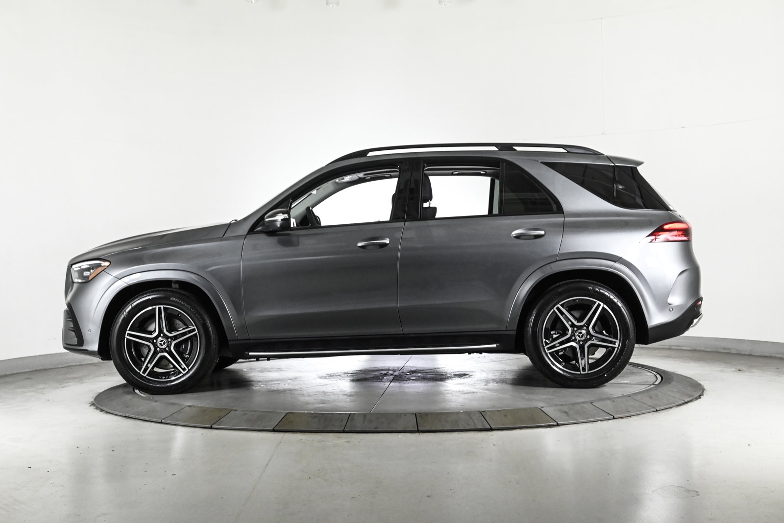 2026 MERCEDES-BENZ GLE-CLASS - Image 9