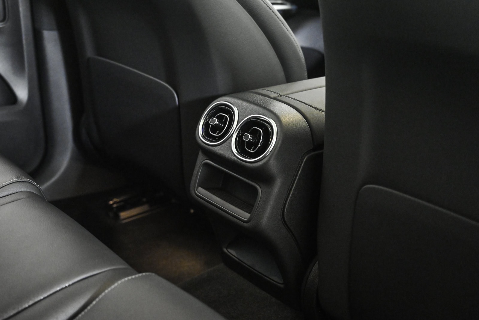 2026 MERCEDES-BENZ GLC-CLASS - Image 19