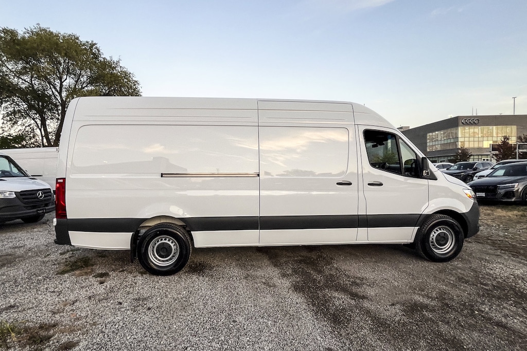 New 2026 Mercedes-Benz Sprinter Cargo Van 2500 High Roof I4 Diesel 170" RWD Van Cargo Van