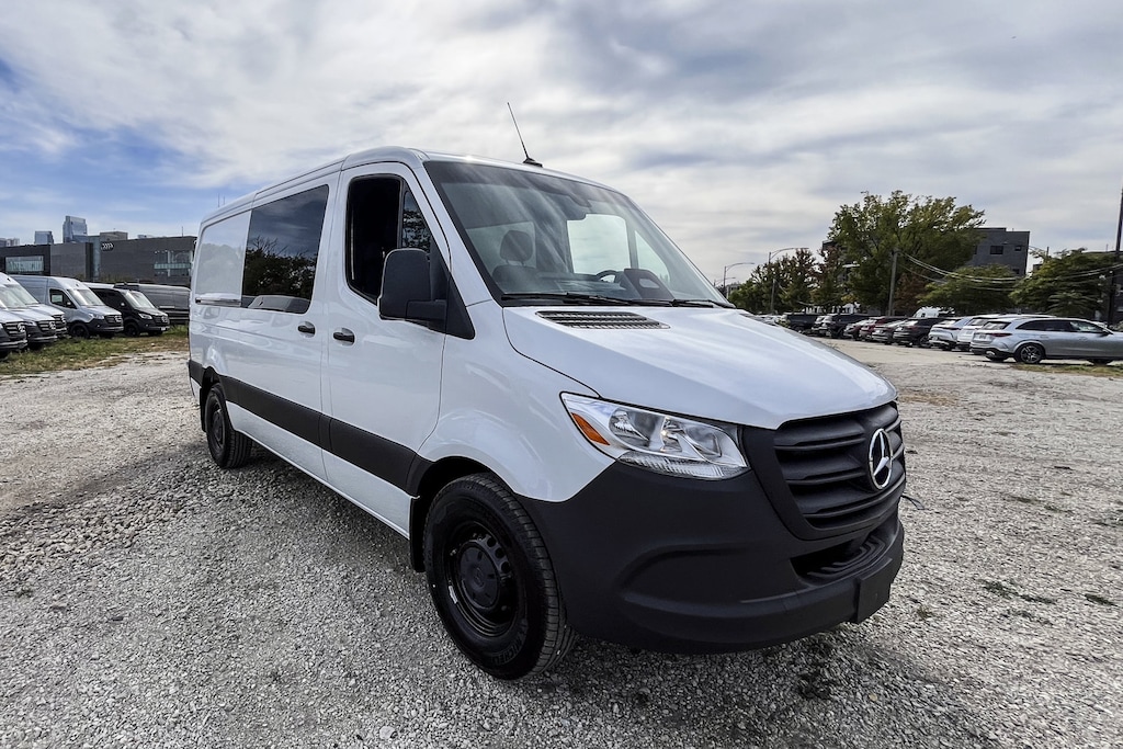 New 2026 Mercedes-Benz Sprinter Crew Van 2500 Standard Roof I4 Diesel 144" RWD Van Crew Van
