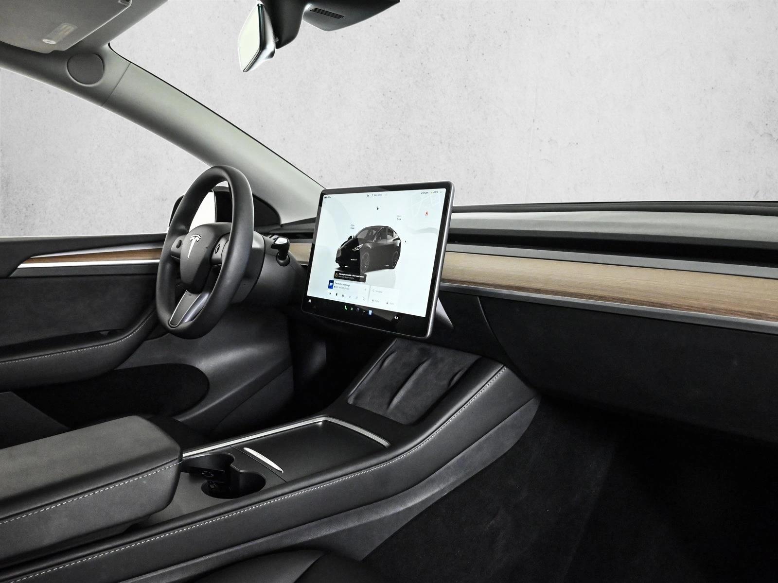 2022 TESLA MODEL Y - Image 23