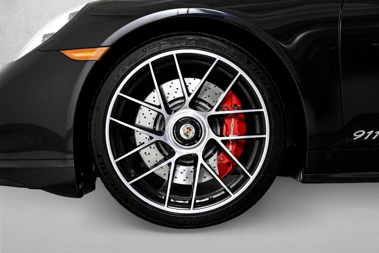 2018 PORSCHE 911 - Image 10