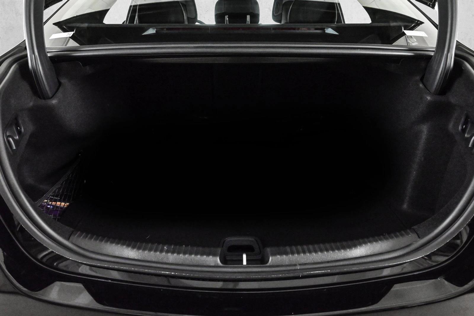 2026 MERCEDES-BENZ C-CLASS - Image 6