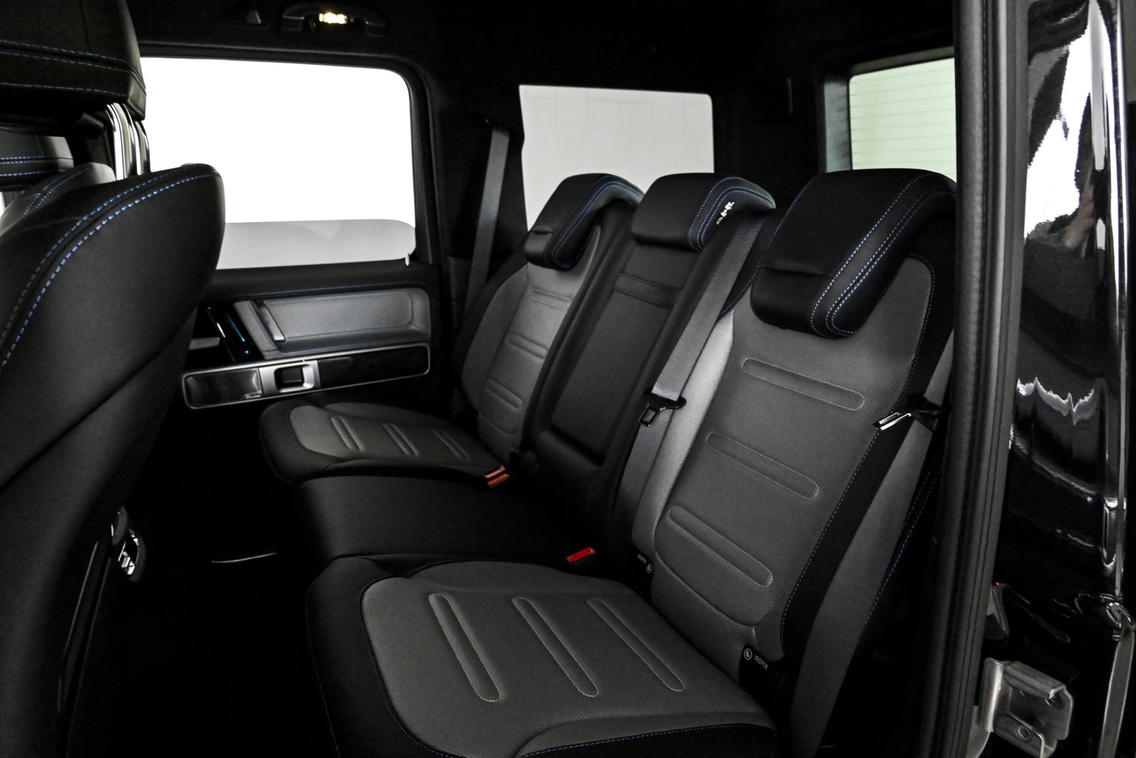 2025 MERCEDES-BENZ G-CLASS - Image 12