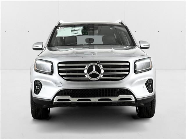 2026 Mercedes Benz GLB 250 4MATIC photo 2