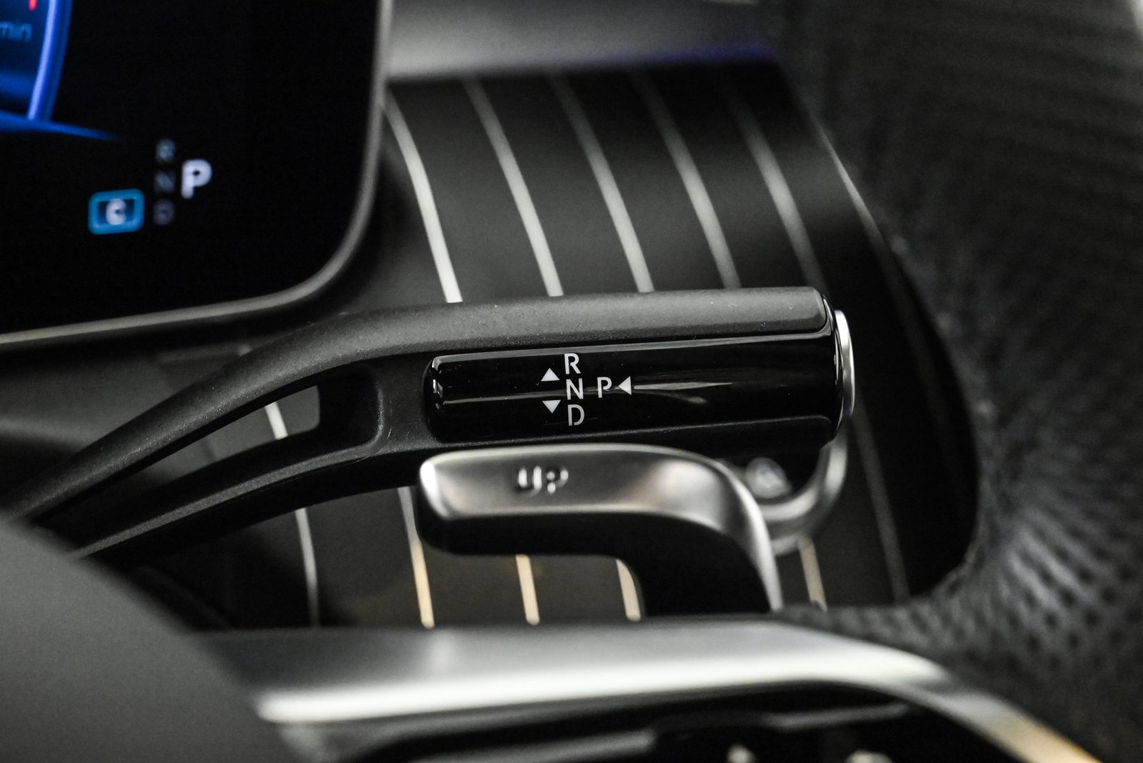 2025 MERCEDES-BENZ CLE - Image 12