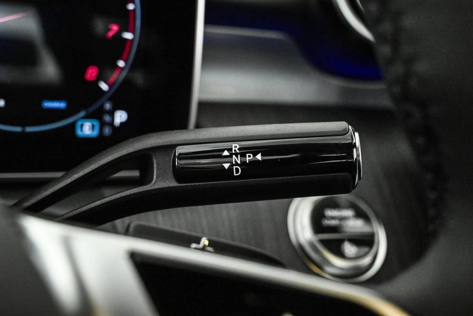 2026 MERCEDES-BENZ C-CLASS - Image 12