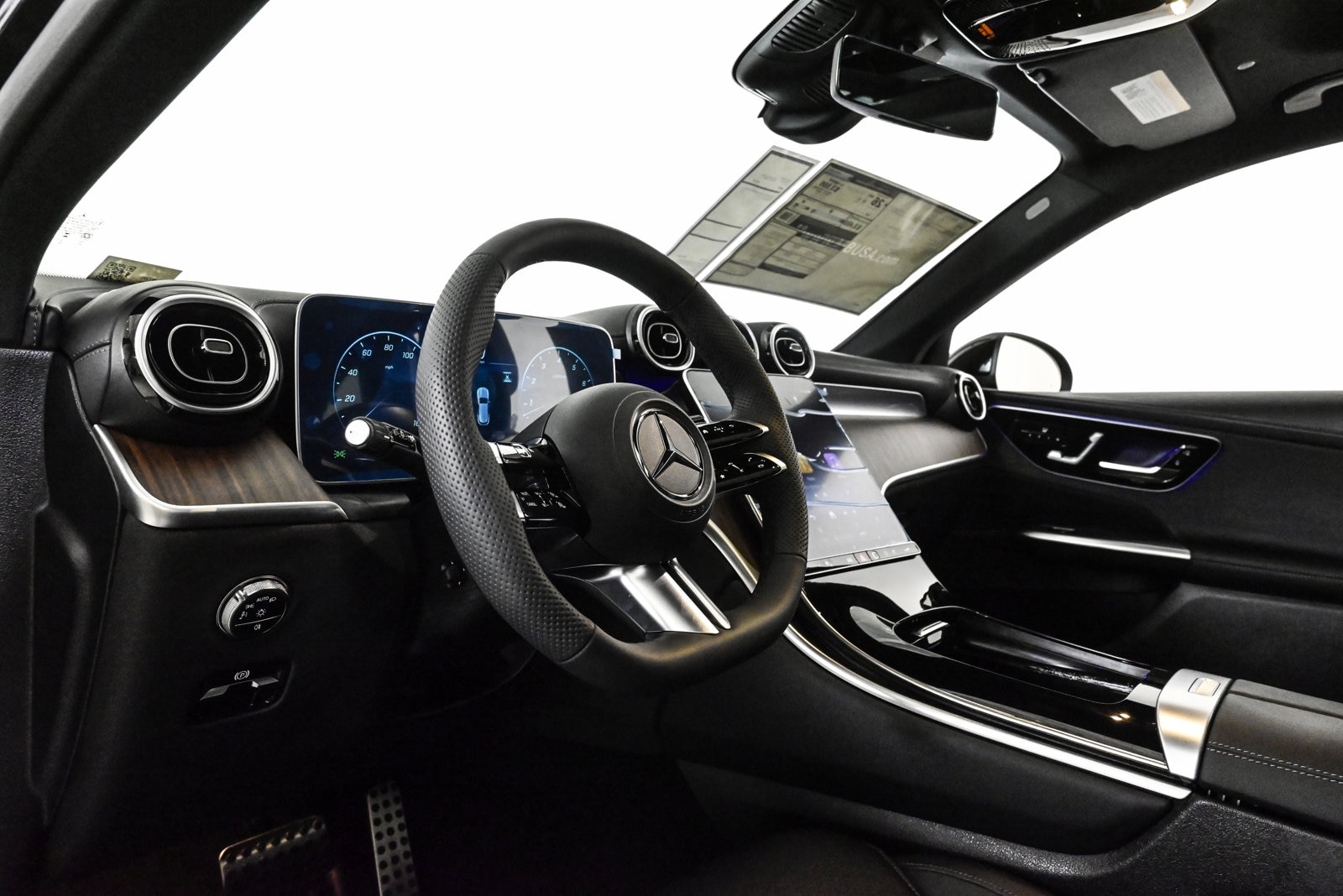 2026 MERCEDES-BENZ GLC-CLASS - Image 10