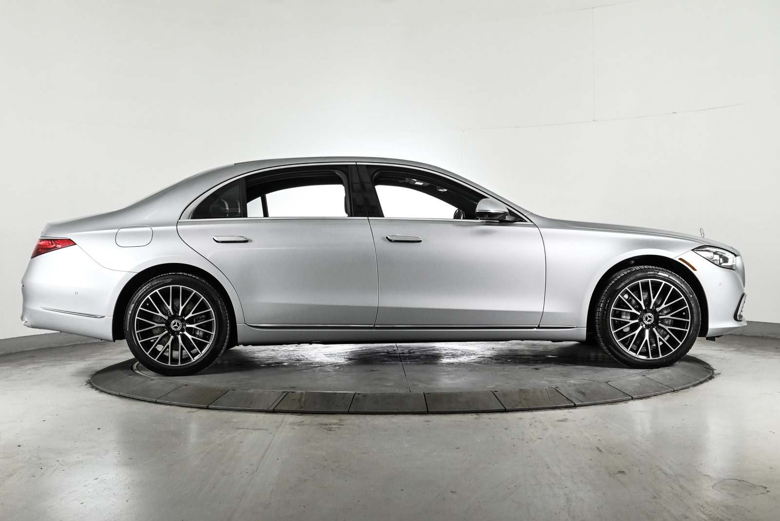 2026 MERCEDES-BENZ S-CLASS - Image 4