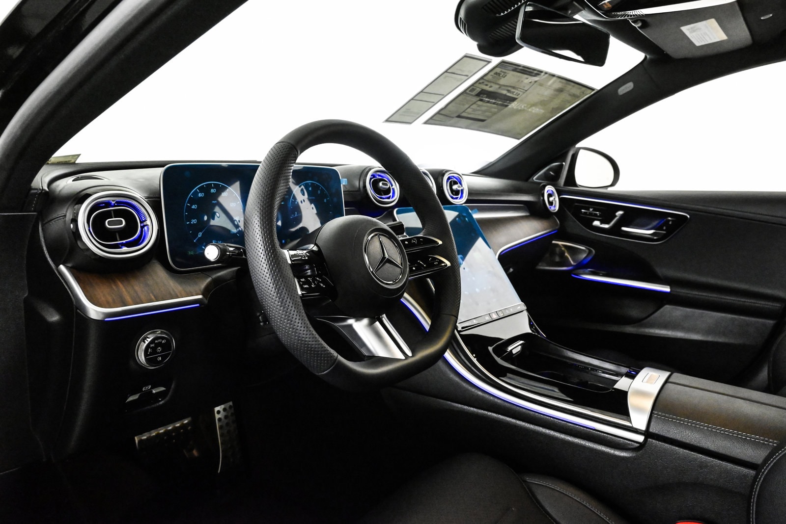 2025 MERCEDES-BENZ C-CLASS - Image 10