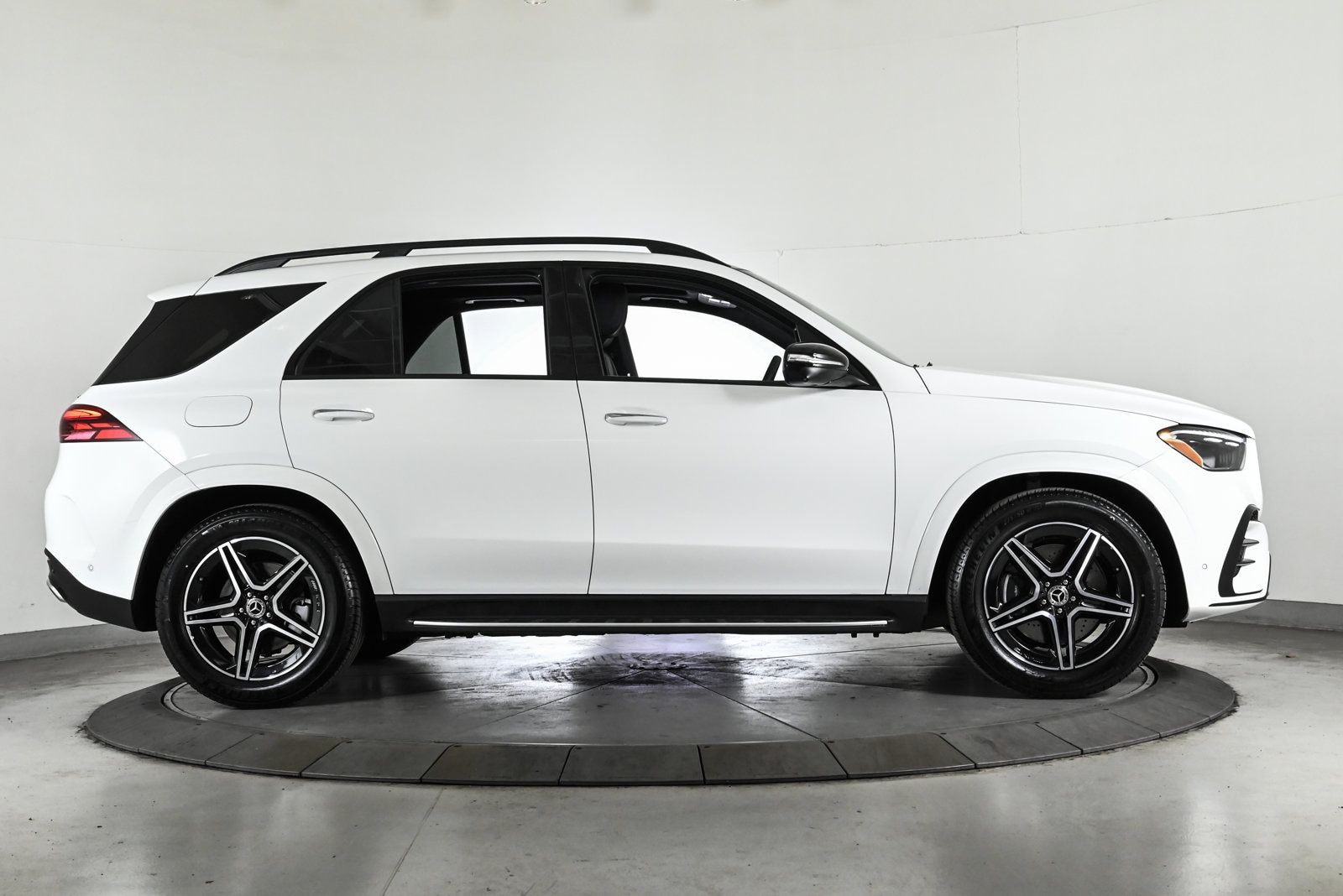 2025 MERCEDES-BENZ GLE-CLASS - Image 4