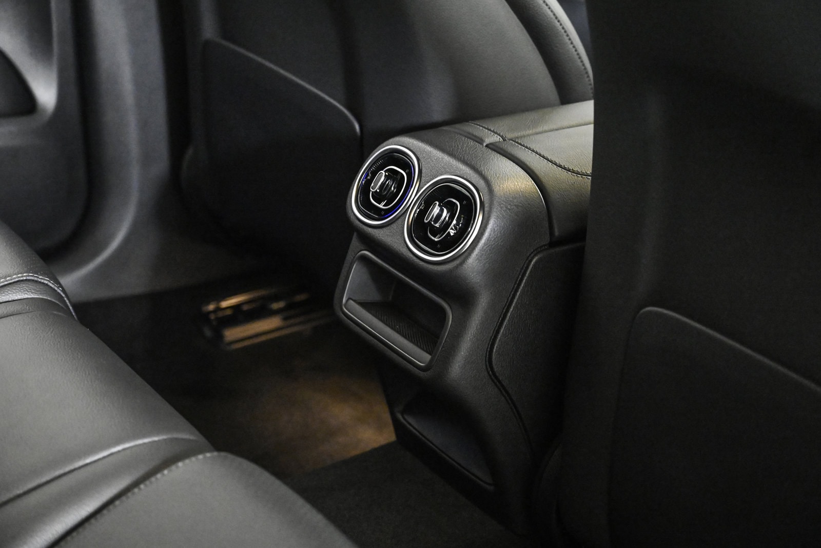 2026 MERCEDES-BENZ GLC-CLASS - Image 19