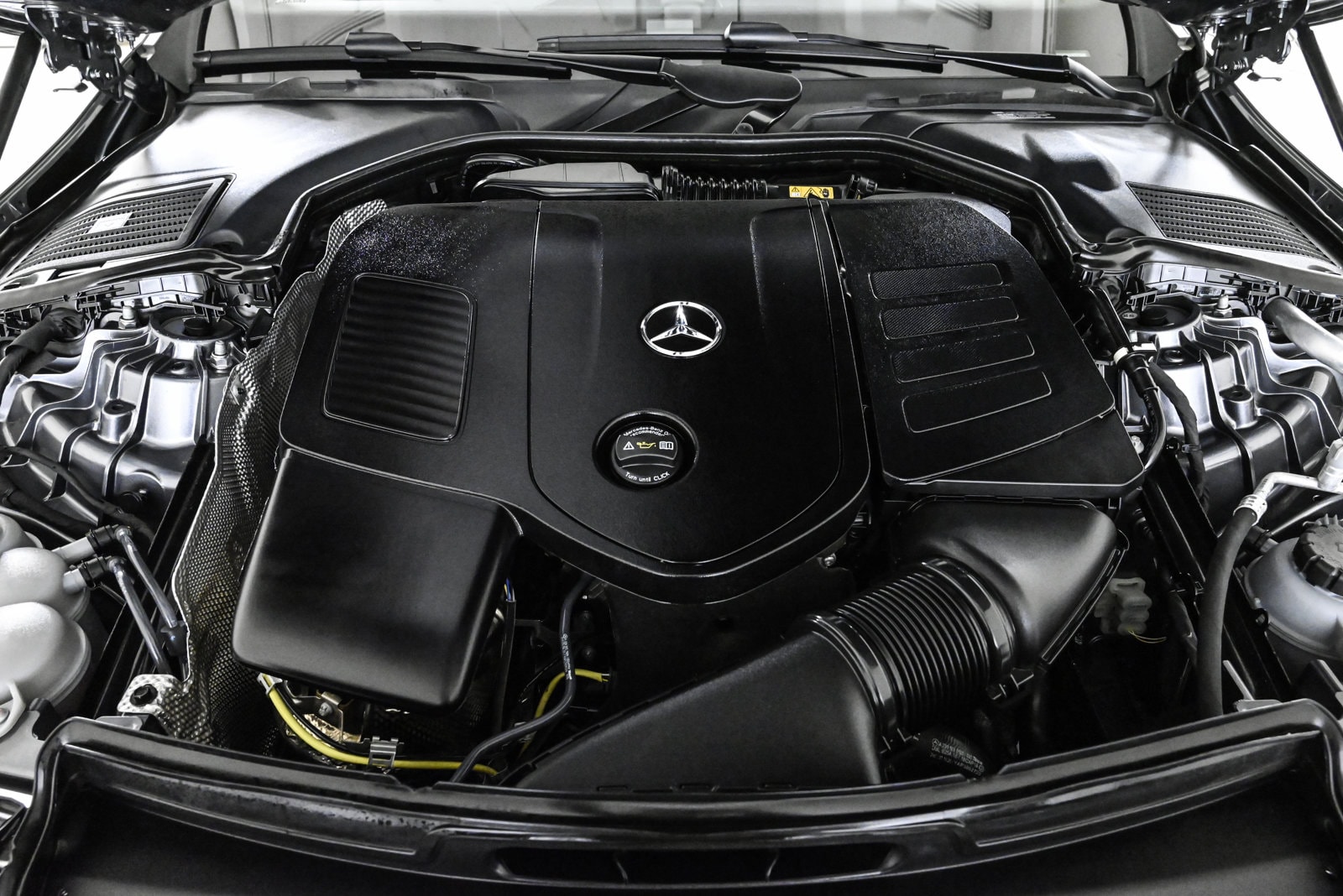 2025 MERCEDES-BENZ C-CLASS - Image 26