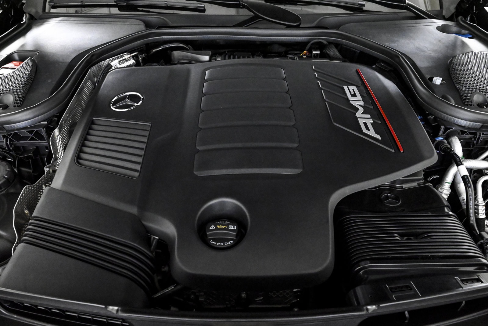 2026 MERCEDES BENZ AMG GT - Image 13