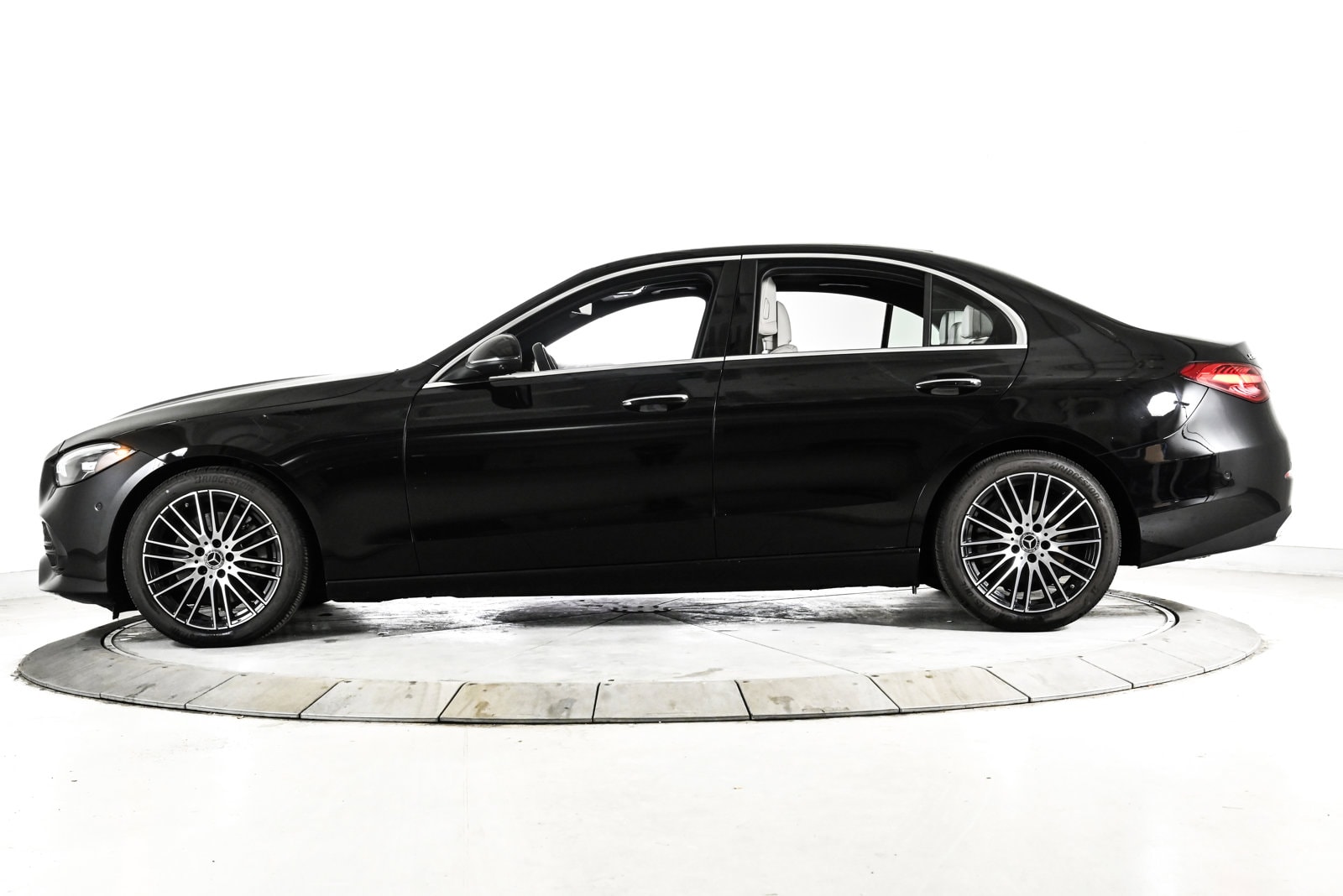 2023 MERCEDES-BENZ C-CLASS - Image 9