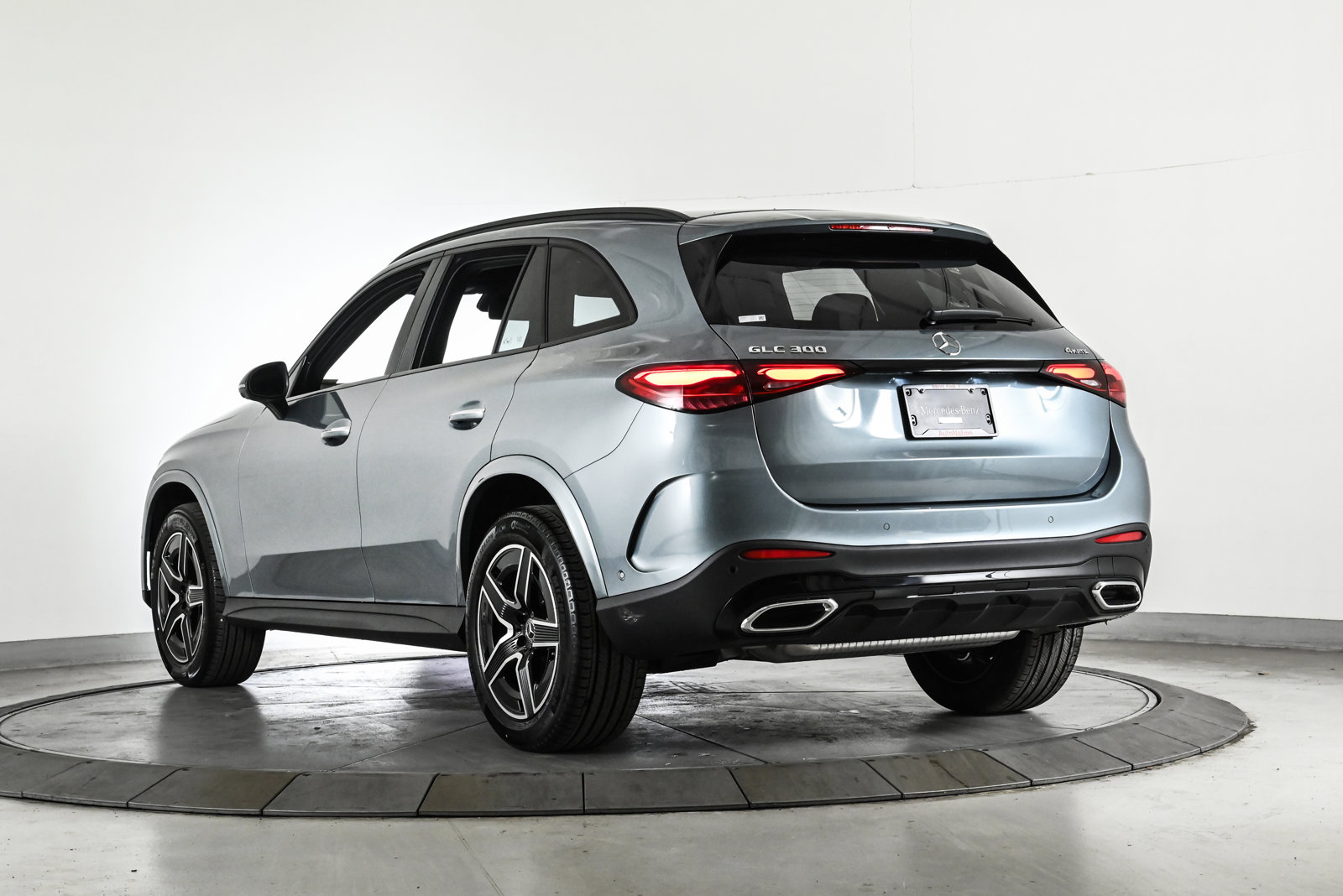 2026 MERCEDES-BENZ GLC-CLASS - Image 8