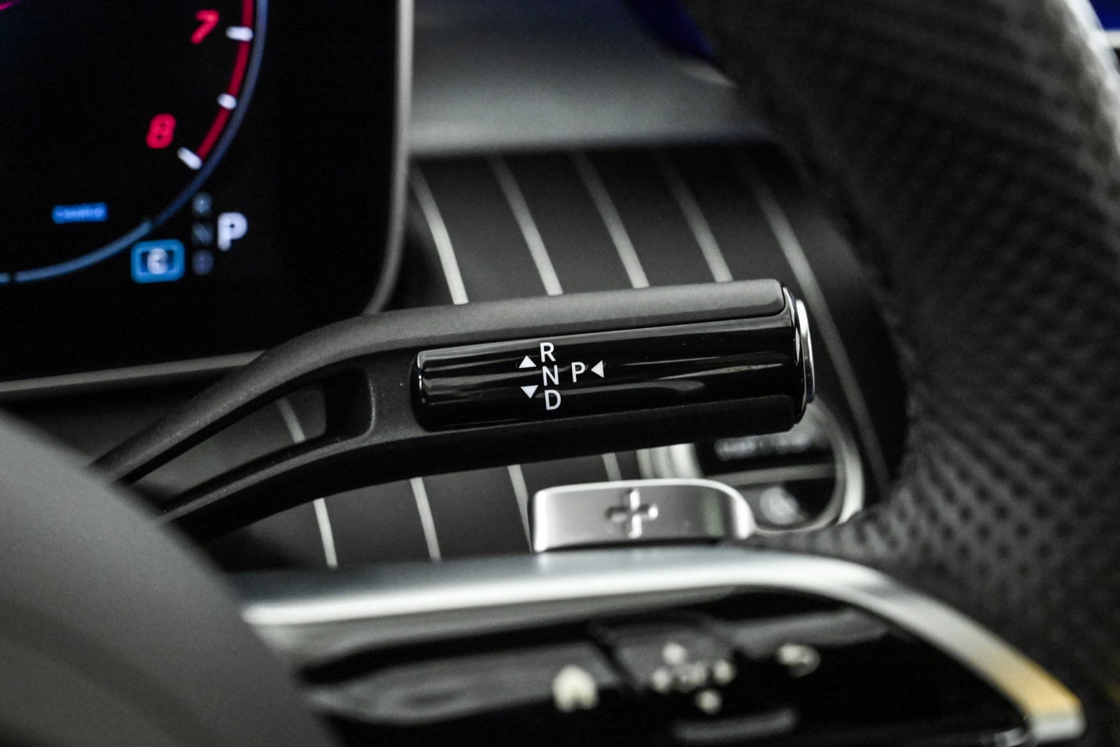 2025 MERCEDES-BENZ C-CLASS - Image 12