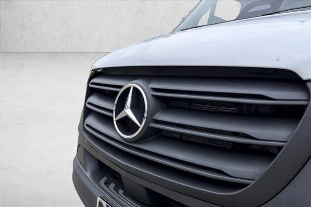 New 2025 Mercedes-Benz Sprinter Passenger Van 2500 High Roof I4 Diesel HO 170" RWD Van Passenger Van